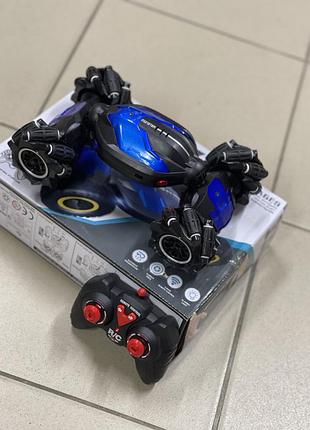 Трюковой вездеход, мк 732 машина перевертыш на радиоуправлении  роликовые колеса, подсветка, вращение на 360°