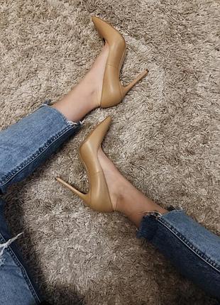 Човники нюдові шкіряні/ 10,5 см