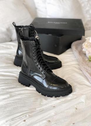 Женские ботинки balenciaga с1751 кожа лакированная демисизон вьетнам черные
