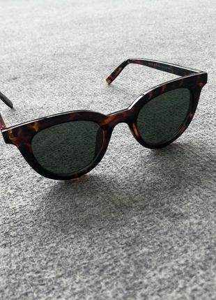 Женские солнцезащитные очки zara w cat-eye sunglasses leopard color3 фото