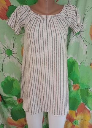 Фірмова сукня-сорочка з відкритими плечима вільного крою-плаття