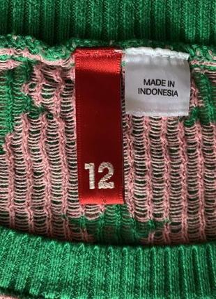 Брендовый свитерок  цвет зелёный ,звёзды пудра  бренд divided h&m  размер 122 фото