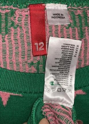 Брендовый свитерок  цвет зелёный ,звёзды пудра  бренд divided h&m  размер 127 фото