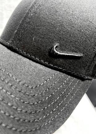 Nike кепка черная бейсболка nike на липучке мужская женская подростковая7 фото