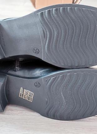 Фирменные женские ботиночки испания 39 р материал натуральная кожа2 фото