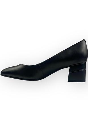 Женские туфли для офиса деловые кожаные черные на каблуках 1f3782-0117-m896a molka 26502 фото