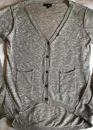 Нарядная кофточка с люрексом и вывернутыми швами