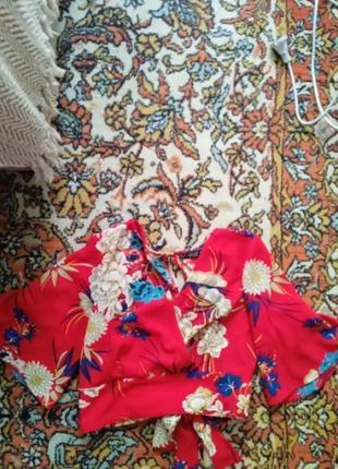 Женская красивая принтованная нарядная блуза топ на запах с рукавами красного цвета нова10 фото