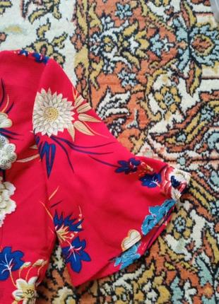 Женская красивая принтованная нарядная блуза топ на запах с рукавами красного цвета нова6 фото