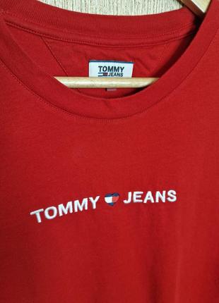 Яркая футболка tommy jeans, оригинал
бавовна3 фото