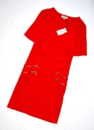 Papaya. новое красное платье украшенное металлическими молниями. м.10.38