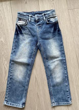 Джинсы для мальчика lc waikiki, р. 98-104. джинсовые джинсовые брюки.