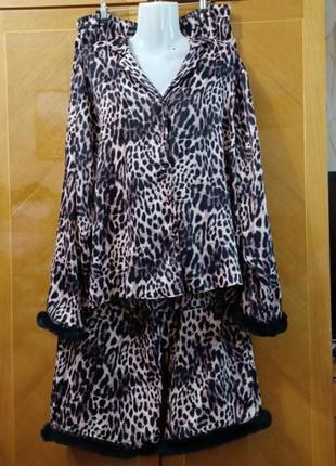 Роскошная пижама домашней одежды, животный принт, с эко - мехом р.16- 18 от f&amp;f