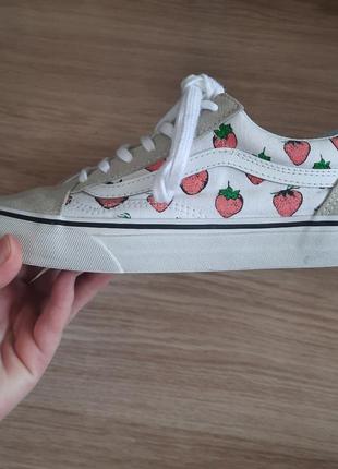 Vans old skool strawberries3 фото