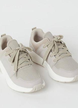 Кроссовки для девочки