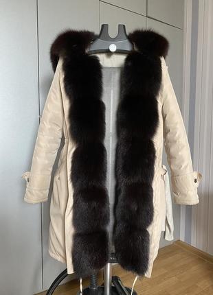 Парка з натуральним хутром песця