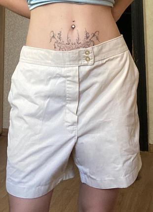 Шорты бежевые