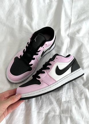 Кроссовки женские jordan low pink black