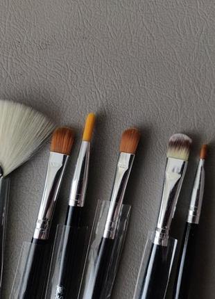 Набор кистей для макияжа в тубусе shany 15 piece travel brushes with carry on case7 фото