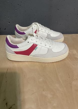 Кеди zara