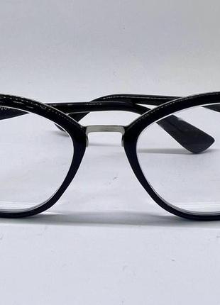 Очки корректирующие зрение в пластиковой оправе +3.5