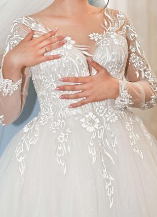 Невероятное свадебное платье2 фото