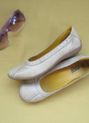 Шкіряні якісні балетки туфлі fugu , р. 33, довжина 21 см