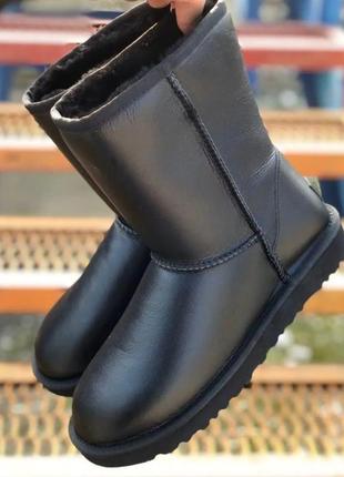 Сапоги кожаные ugg Чоботи australia classic metal short черные