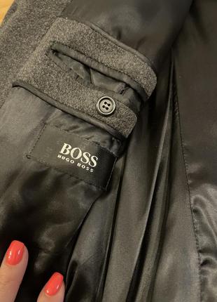 Пальто hugo boss оригинал2 фото