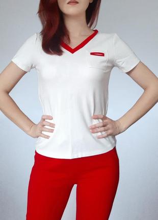 Спортивный трикотажный костюм, белая футболка красные штаны с лампасами2 фото