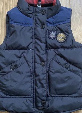 Tommy hilfiger продам желетку