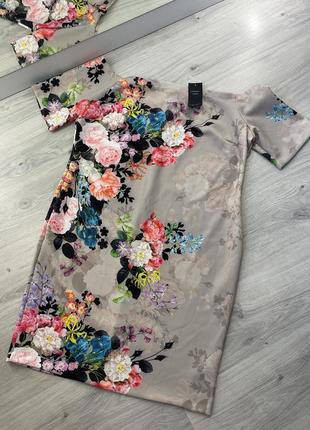 Красивое  платье большого размера