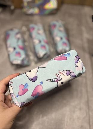 Пенал косметичка з єдинорогами та сердечками блакитна