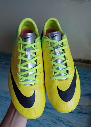 Футбольні бутси nike mercurial victory3 фото