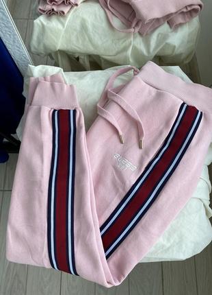 Спортивные штаны guess