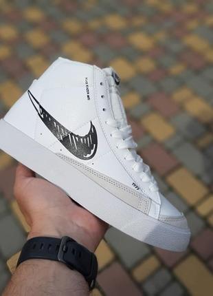 Nike blazer mid 77 белые с черным кроссовки женские кожаные отличное качество кеды найк блейзер высокие осенние4 фото