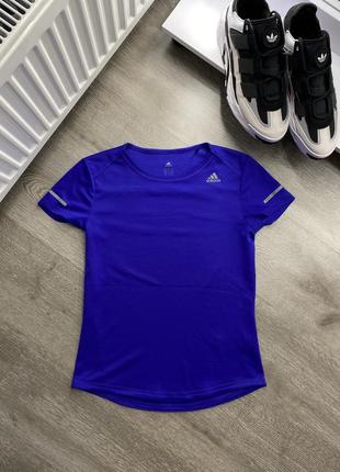 Спортивна футболка adidas