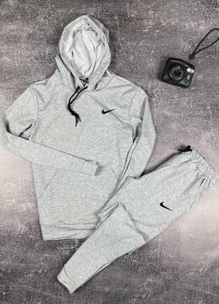 Хіт продажів! сірий спортивний костюм nike