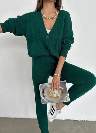 Женский турецкий легкий изумрудный темно-зеленый костюм кардиган + брюки тренд 2023
