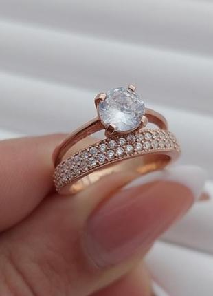 Серебряное двойное позолоченное кольцо не широкое с фианитами2 фото