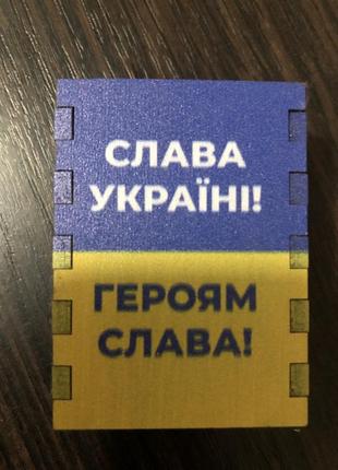 Сувенірні сірники у дерев'яній коробочці із зображенням