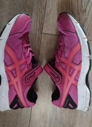 Кроссовки asics оригинал на девочку 35-стелька 22.3.1 фото