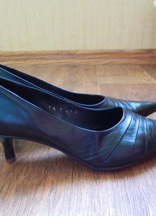 Туфли кожаные женские чёрные, р. 403 фото