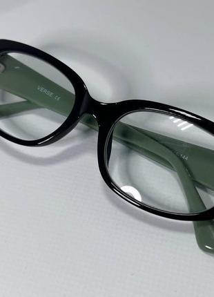 Коригувальні окуляри для зору жіночі овальні в пластиковій оправі фіолетовий, +1.03 фото