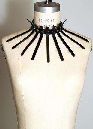 Интересный чокер колье с лучами из плотной натуральной кожи (все размеры)