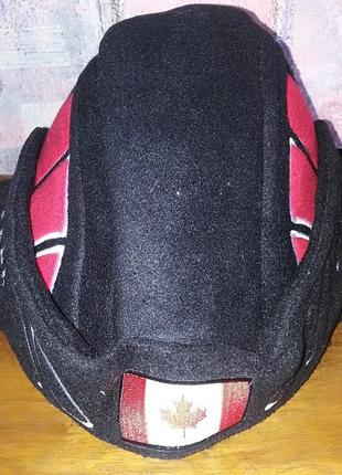 Флисовая шапка имитация хоккейного шлема canada, для болельщиков, коллекционеров2 фото