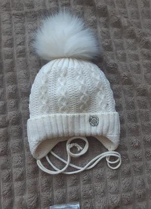 Шапка зимняя на девочку, 1-2 года