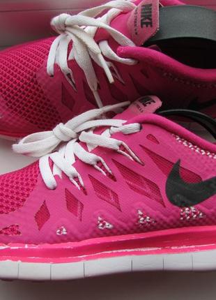 Кроссовки nike Schwarz free run оригинал длина по стельке 23 см