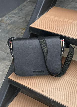 burberry 131135903 burberry messenger bag black 1850