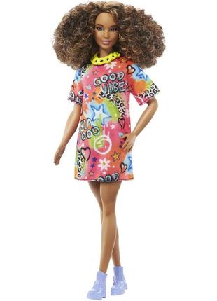 Лялька barbie "модниця" в яскравій сукні-футболці